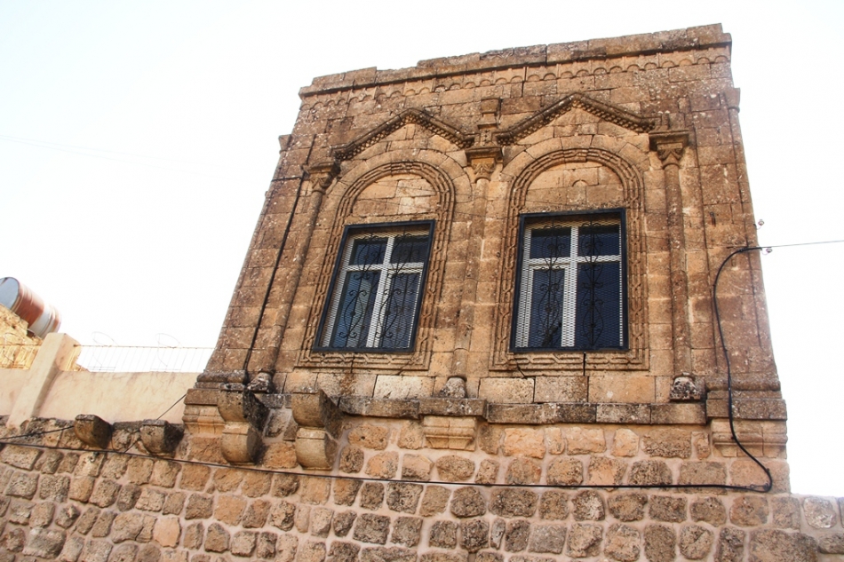 Midyat'ın 'Beyaz elmas'ı: Katori taşı