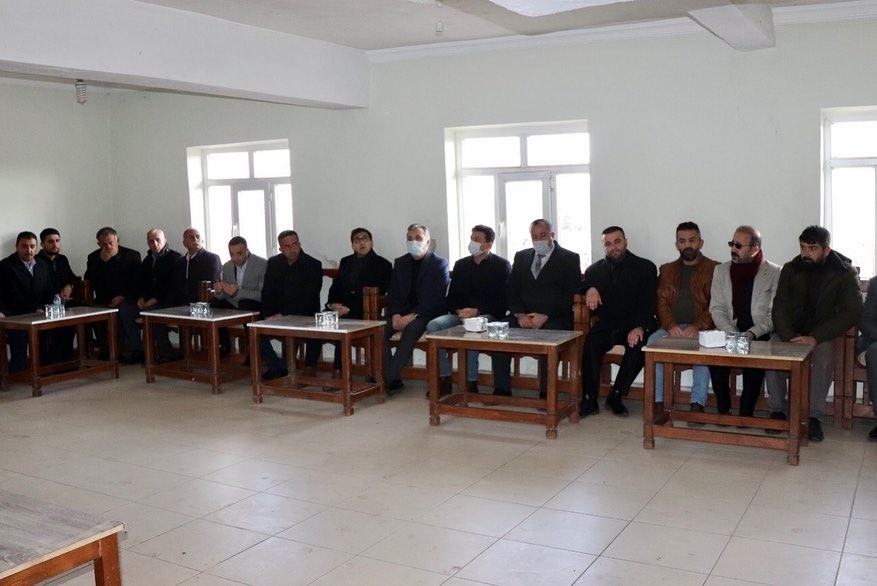 2022/02/1644167306_pkk-nin_efeler_katliami_kurbani_7-si_cocuk_10_koylu_kabirleri_basinda_anildi_-7.jpg