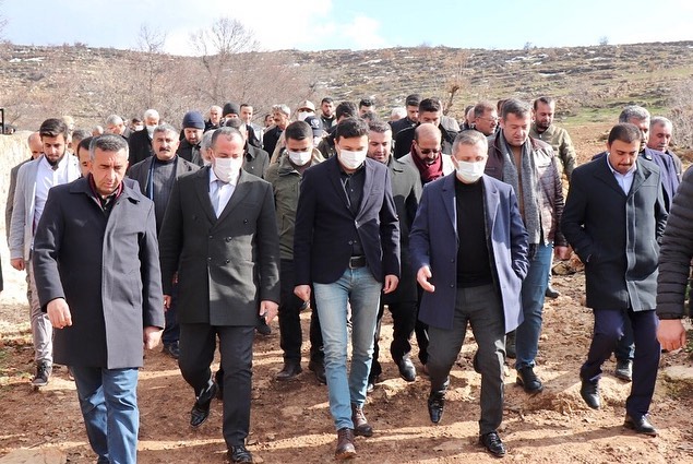 2022/02/1644167307_pkk-nin_efeler_katliami_kurbani_7-si_cocuk_10_koylu_kabirleri_basinda_anildi_-9.jpg