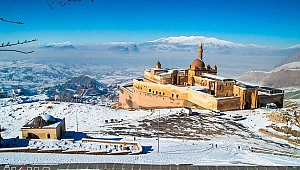 Türkiye'nin gözdesi ve Ağrı'nın Topkapı Sarayı: İshak Paşa Sarayı 