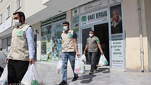 Mardin Umut Kervanı yüzlerce aileye yardım ulaştırdı 