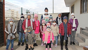 Avrupa Yetim Eli Midyat'ta yetim çocukların yüzünü güldürdü 