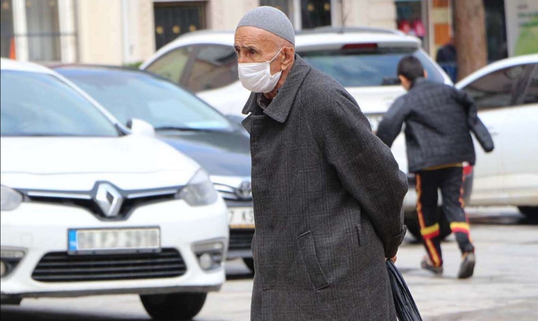 Mardin’de 65 yaş ve üstü vatandaşlara sokağa çıkma yasağı getirildi
