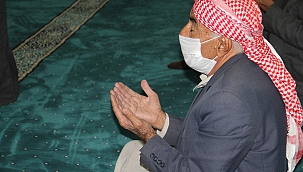 Midyat'ta Beraat Kandilinde eller 