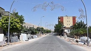 Dargeçit Belediyesi’nden dekoratif aydınlatma çalışması