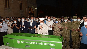 Vali Erin'in babası son yolculuğuna uğurlandı 