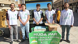  HÜDA PAR Midyat Gençlik Kollarından Mevlid Kandili etkinliği