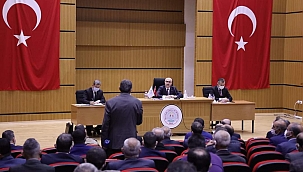 Vali Demirtaş Midyat'ta Muhtarlar ve Okul Müdürleri ile buluştu