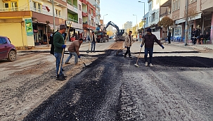 DARGEÇİT’TE ASFALT YAMA ÇALIŞMALARI DEVAM EDİYOR
