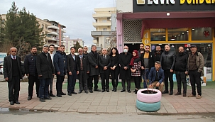 MİROĞLU'NDAN MİDYAT TURABDİN GAZETECİLER VE YAZARLAR DERNEĞİNE TEBRİK ZİYARETİ