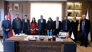 Gazeteciler ve Yazarlar Derneği'nden Belediye Başkanı Şahin'e ziyaret