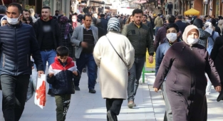 Zamlar halkı mağdur etmeye devam ediyor