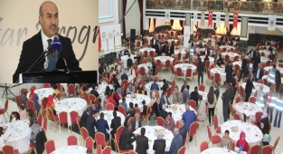Midyat'ta iftar programına katılan Vali Demirtaş'tan hizmet sözü 