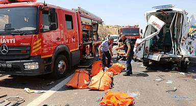 Gaziantep'te zincirleme trafik kazası: 16 ölü, 22 yaralı 