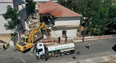 Midyat'ta yeşil alan ve park çalışmaları devam ediyor 