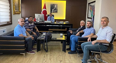 GAZETECİLER KAYMAKAM SOLMAZ İLE MİDYAT'IN SORUNLARINI KONUŞTU 