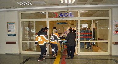 Bacağını tarım aracına kaptıran genç ağır yaralandı