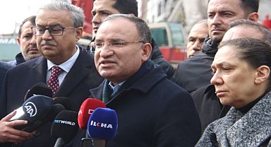 Bakan Bozdağ: Diyarbakır'daki depremde 344 kişi vefat etti