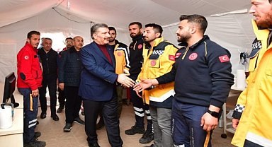 Bakan Koca: Depremler nedeniyle Gaziantep'te 3 bin 897 kişi hayatını kaybetti