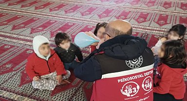 Bakanlık'tan depremzede çocuklarla ilgili açıklama