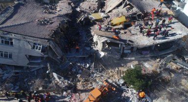 Çevre, Şehircilik ve İklim Değişikliği Bakanı Kurum deprem bölgesindeki son durumu değerlendirdi