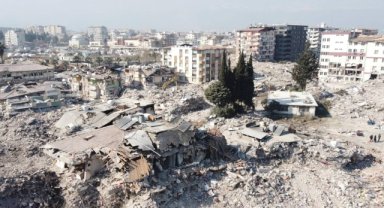 Deprem bölgelerinde yaklaşık 106 bina acil yıkılması gerekiyor