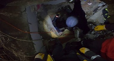 Depremlerde vefat edenlerin sayısı 38 bin 44'e yükseldi