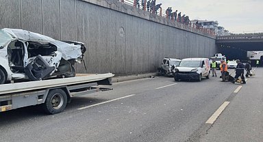Diyarbakır'da zincirleme trafik kazasında 2 kişi hayatını kaybetti
