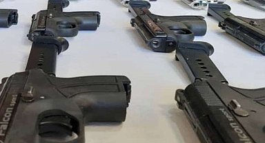 Gaziantep'te durdurulan araçta tabanca ele geçirildi