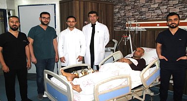 Midyat Devlet Hastanesinde bir ilk daha: Tek taraflı bacak uzatma ameliyatı yapıldı