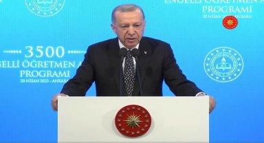 Cumhurbaşkanı Erdoğan: 4 bin 300 engelli öğretmenin tamamı atandı