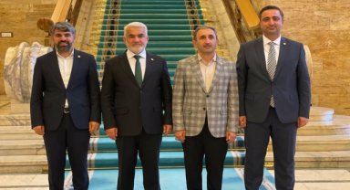 HÜDA PAR'ın 4 milletvekili kendi partilerine geçiş başvurusu yaptı