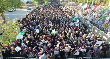 Kur'an sevdalısı kadınlar: Kur'an-ı Kerim her zaman baş tacımız olmalı