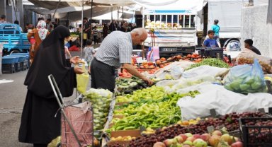 Semt pazarcıları: Millet sepetini dolduramıyor, işlerimiz çok kötü