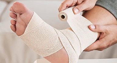 Ayak bileği burkulmasında ne yapılmalı?