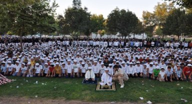 Kur'an Nesli Platformu'nun "Namaz Eğitimleri" programı start aldı