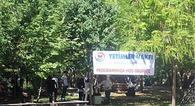 Yetimler Vakfı Bingöl temsilciliği yetim ailelere ve çocuklara yönelik piknik düzenledi