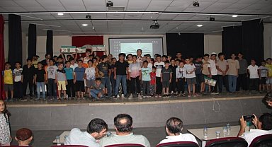 Kur'an Nesli Platformu, Midyat'ta camiler arası ödüllü 40 Hadis Yarışması düzenledi