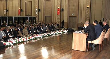 Midyat'ta muhtarlar toplantısı gerçekleştirildi