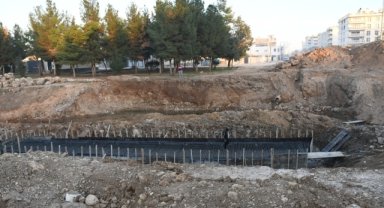 Nusaybin Çağ Çağ Deresi üzerine yeni bir köprü inşa ediliyor