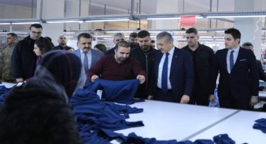 Vali Akkoyun Derik ilçesini ziyaret etti