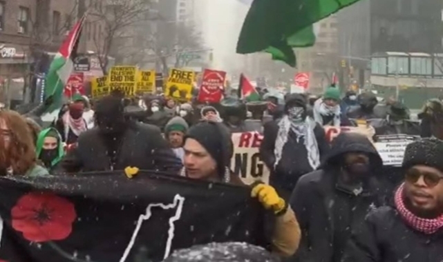 Filistinlilerin Gazze'den sürülme planlarına karşı ABD'de protestolar