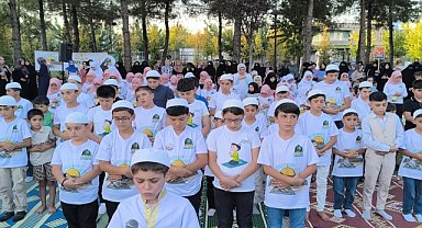Midyat'ta "Hayat Namazla Güzeldir" etkinliği finalinde Gazze'ye vurgu yapıldı