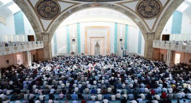 Cuma hutbesi: Dünya ve ahiretin huzuru namaz