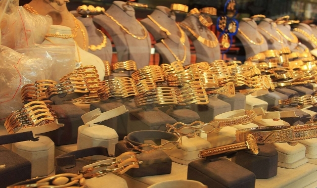 Altın fiyatlarında sert düşüş