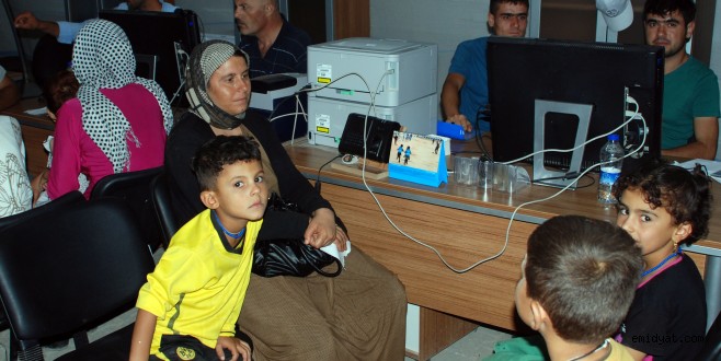 Midyat'a gelen Êzidiler çadır kente yerleştirildi