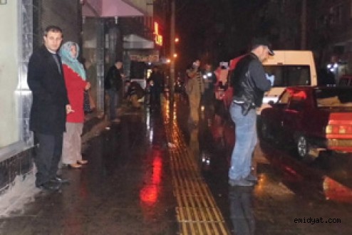 PKK/BDP`liler Bağlar`da İlim Der`e 2 ses bombası attı
