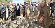 PKK’nin katlettiği köylüler kabirleri başında anıldı